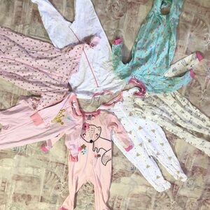 Gerber Baby Toddler Girls One Pieces Footed Cotton Pajamas Bundle of 7 Pieces